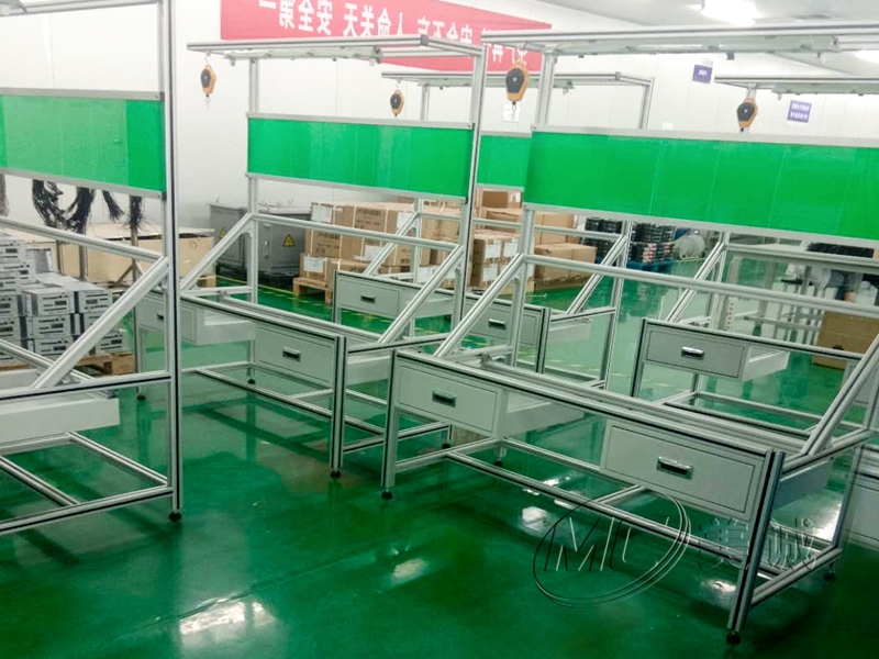 工作臺(tái)流水線(xiàn)