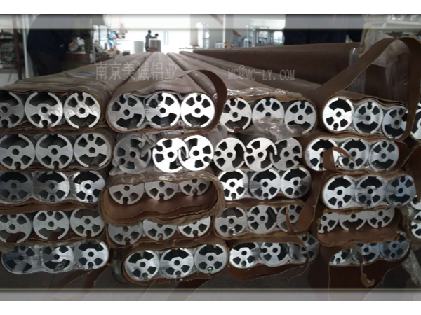 簡單介紹工業鋁型材生產加工過程